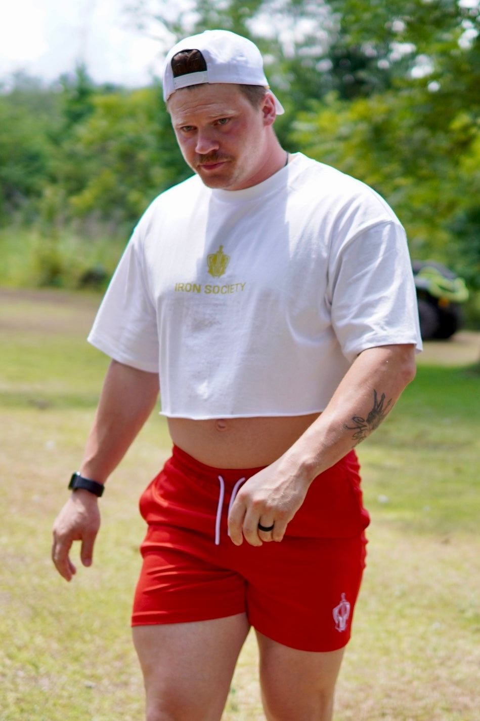 Oversized King Of Gainz Tee Cropped Tee