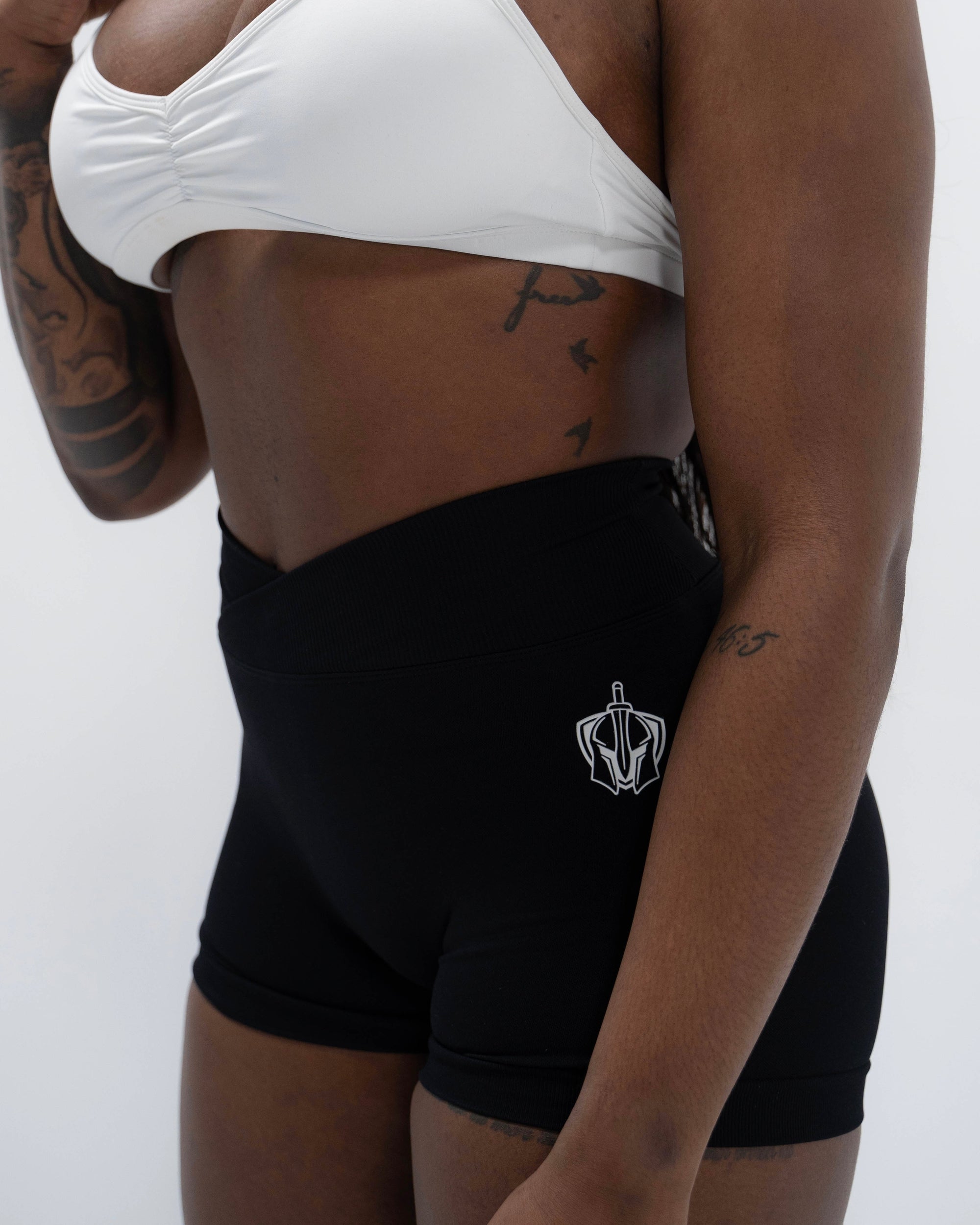 Iron V-Curve Short