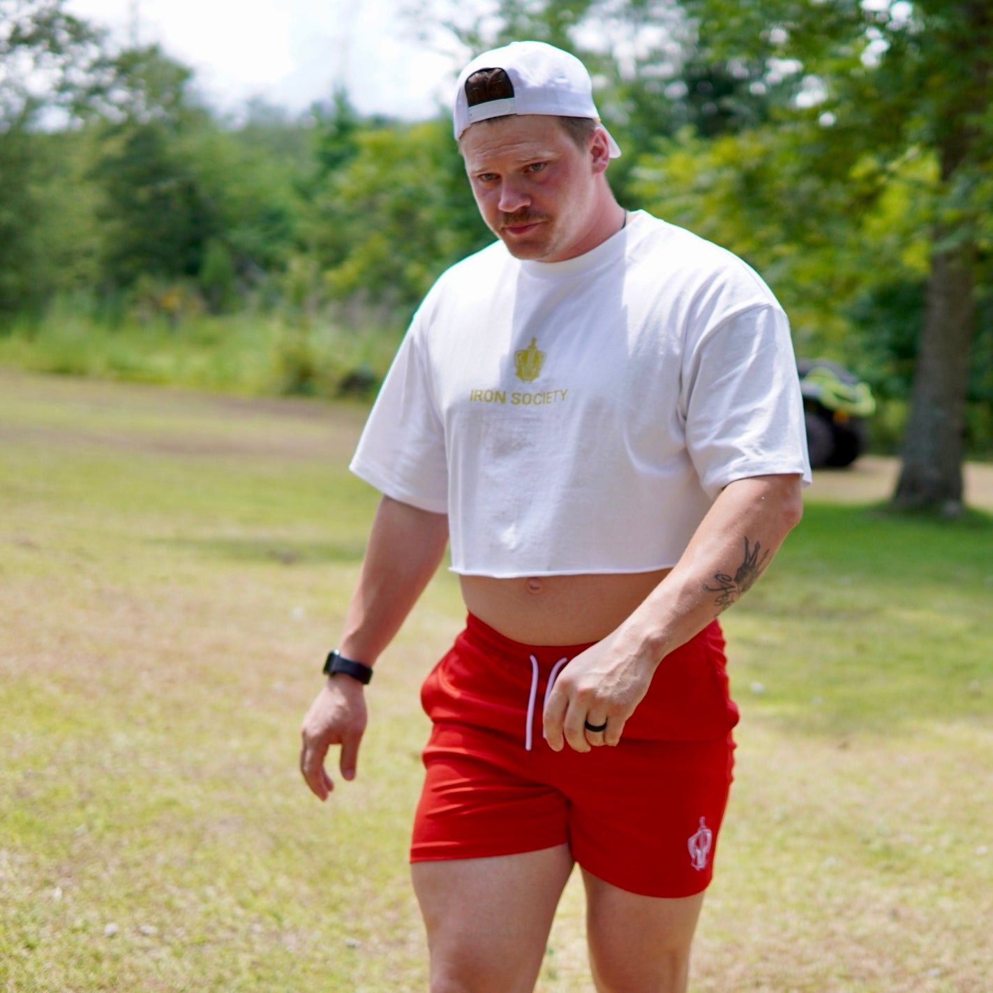 Oversized King Of Gainz Tee Cropped Tee