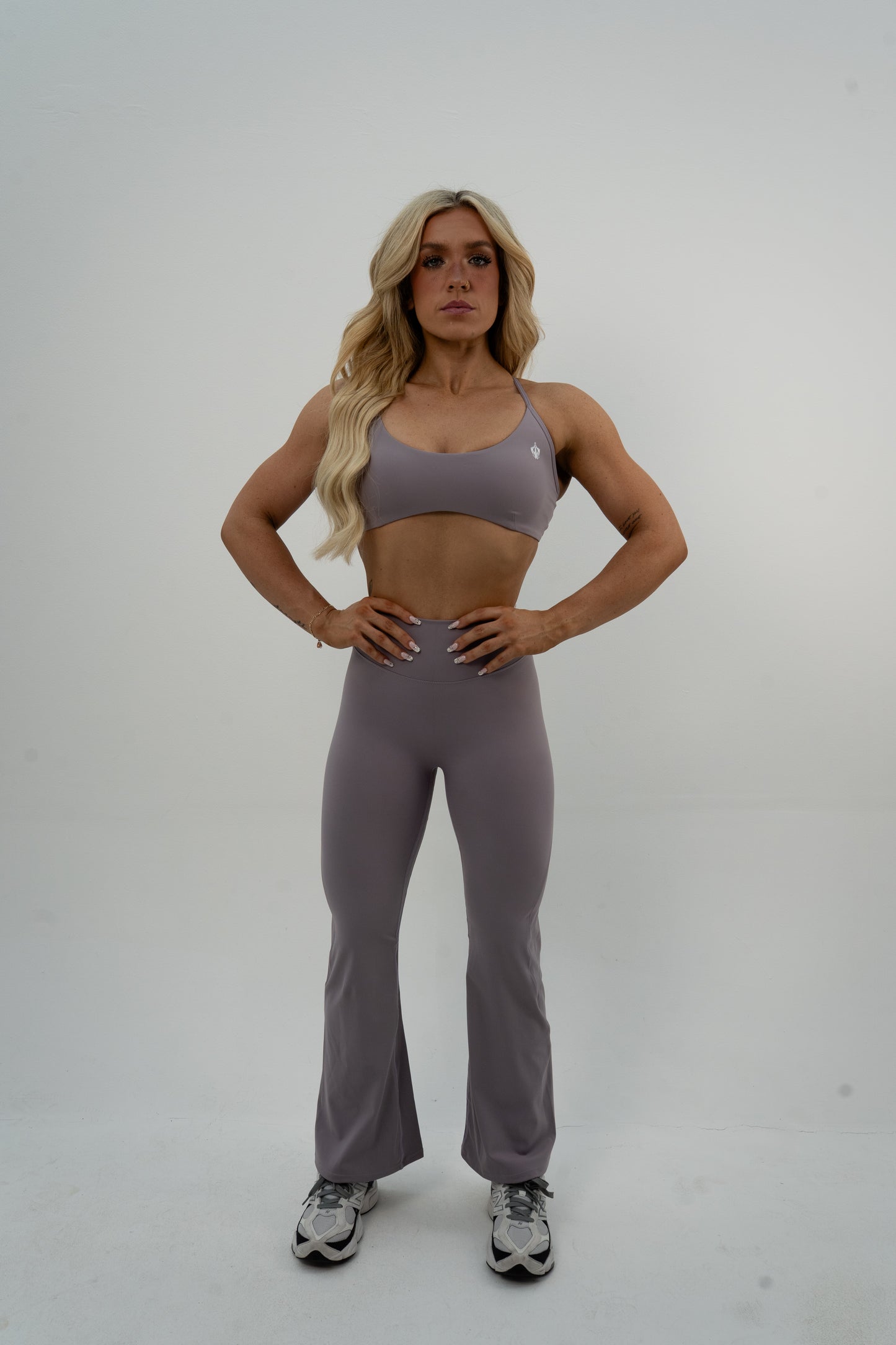 Legacy Flare Legging