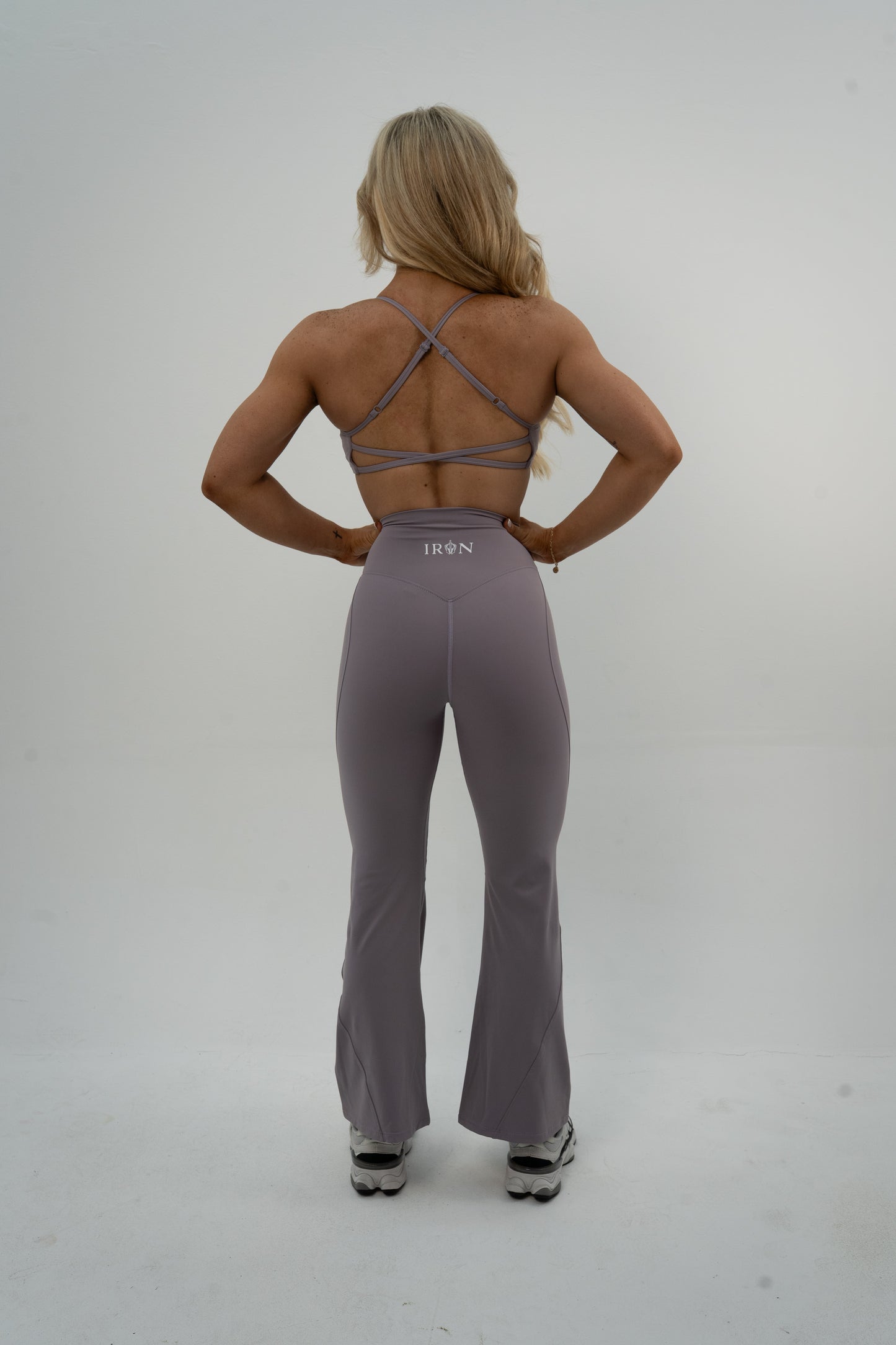 Legacy Flare Legging