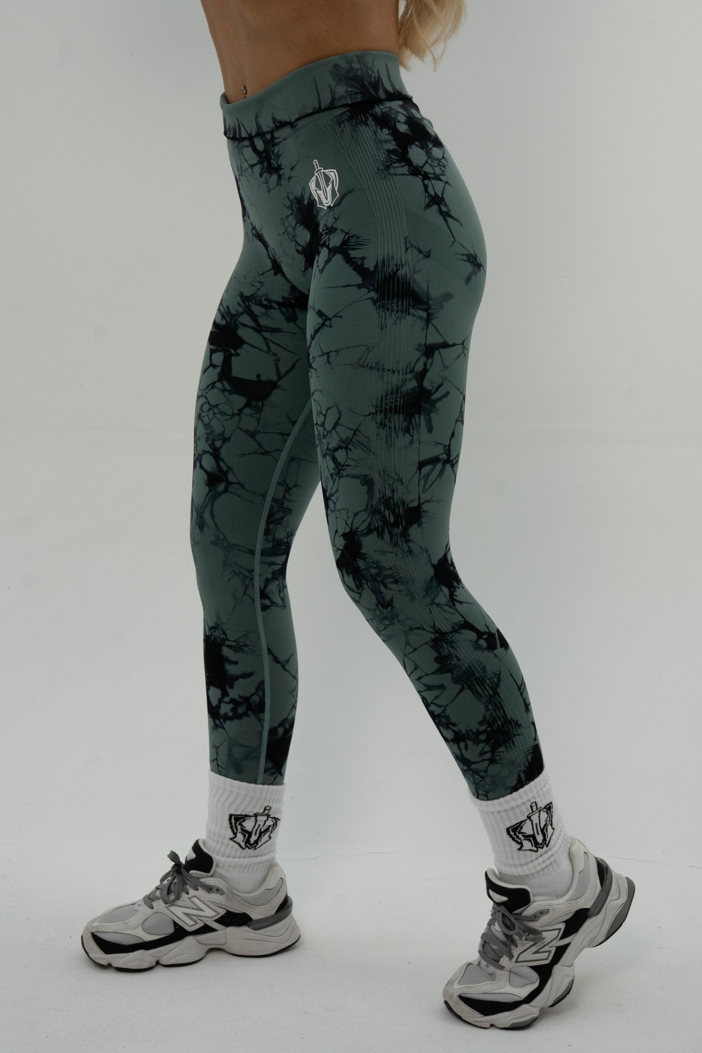 Tie-dye Badge Legging