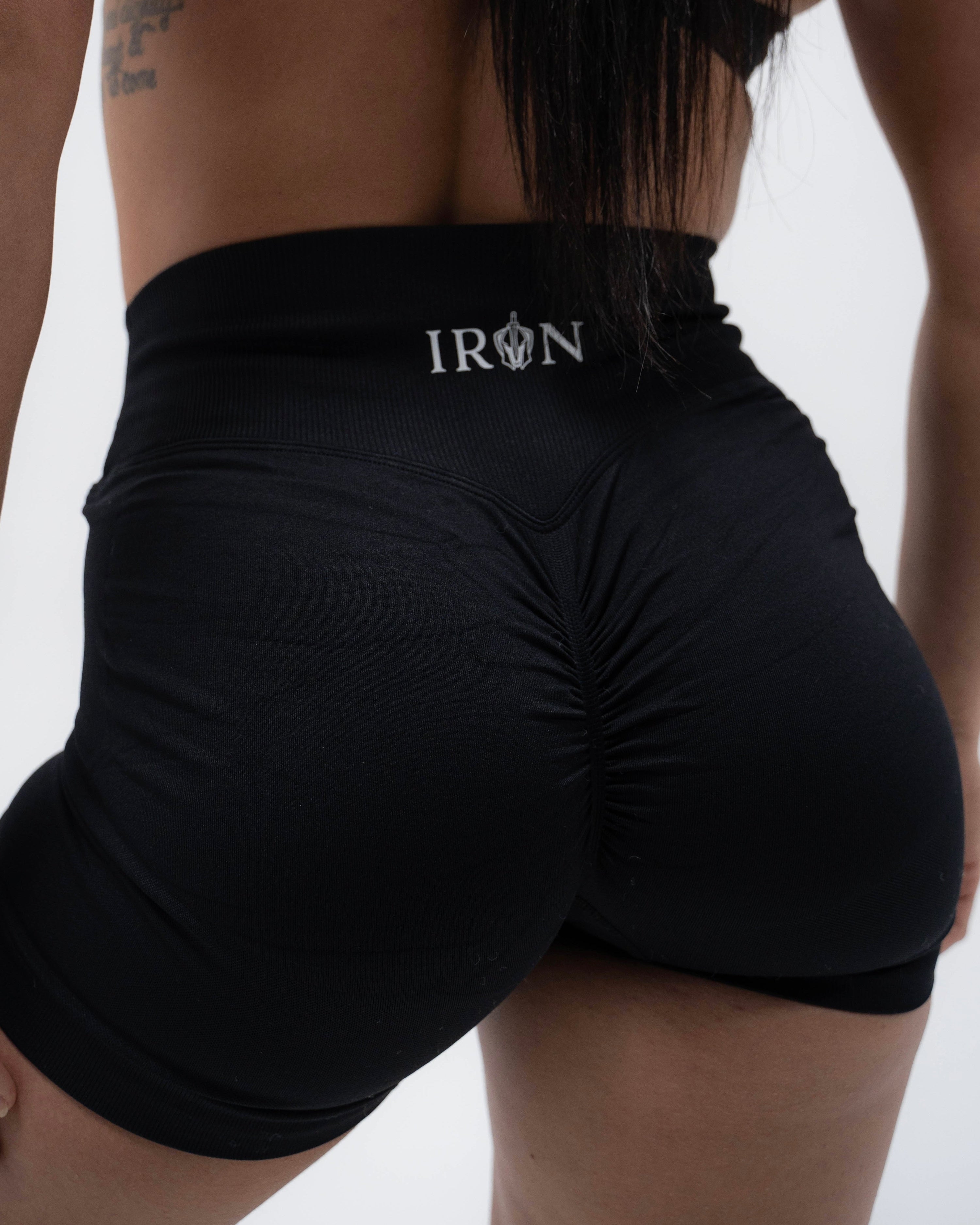 Iron V-Curve Short