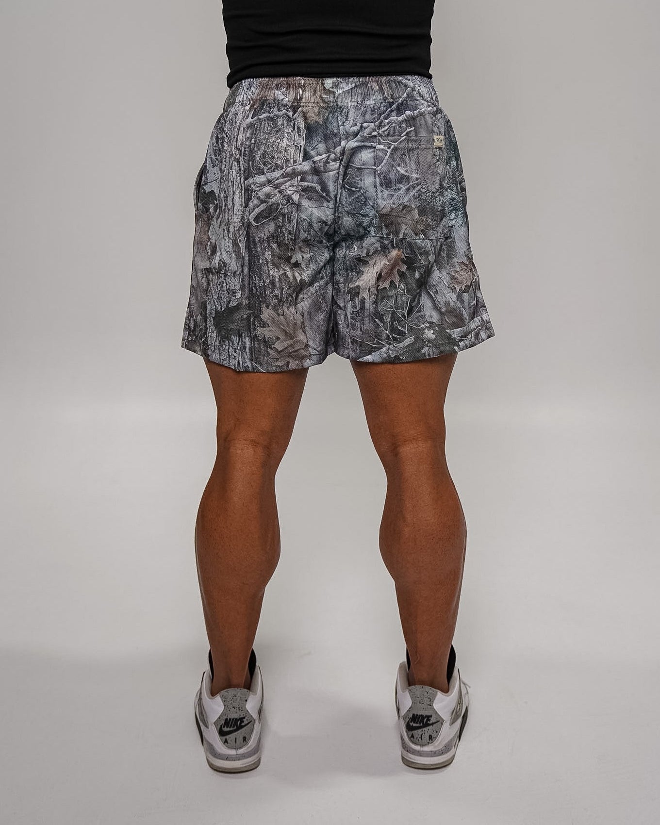 Crest 5in Mesh Shorts