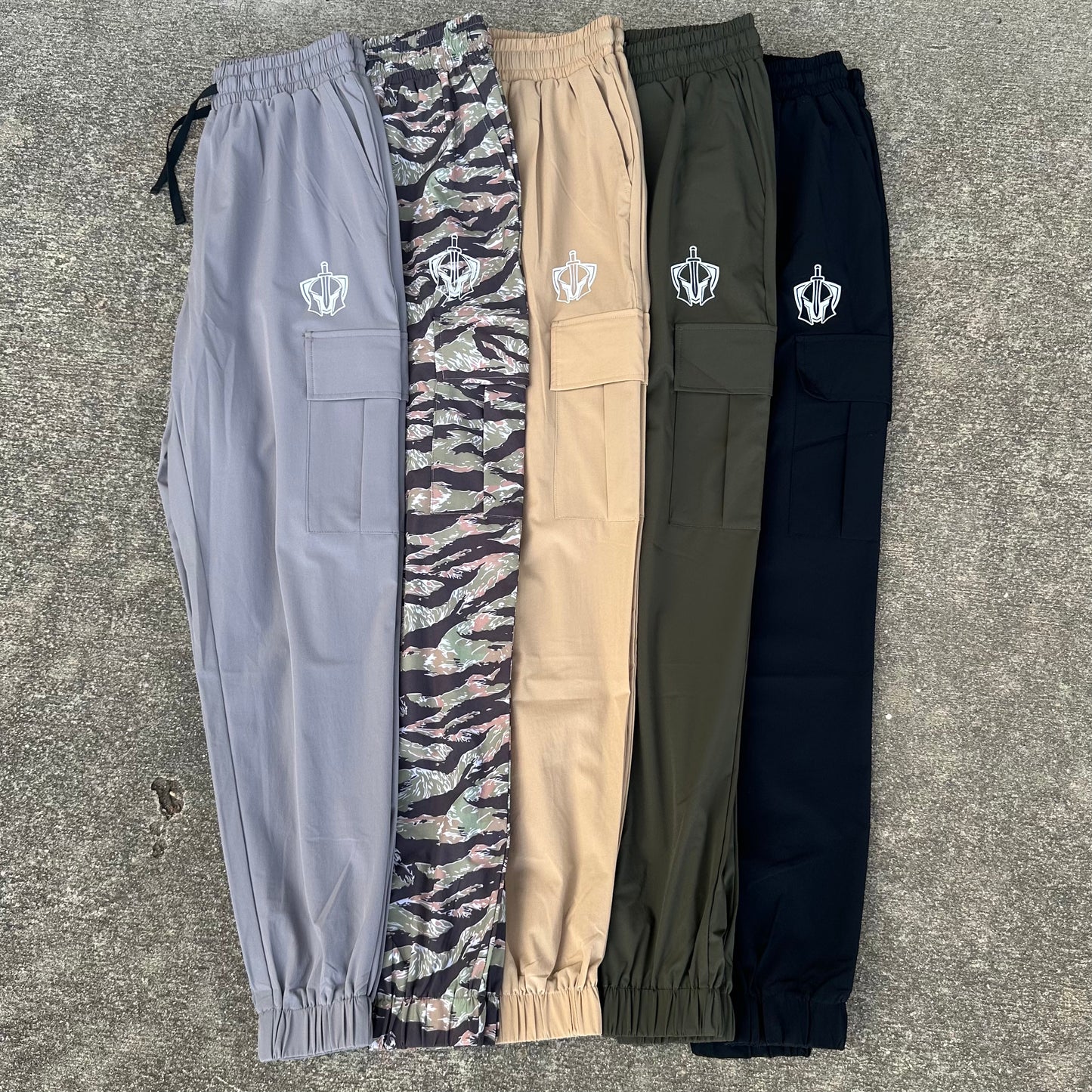 Active Cargo Badge Joggers