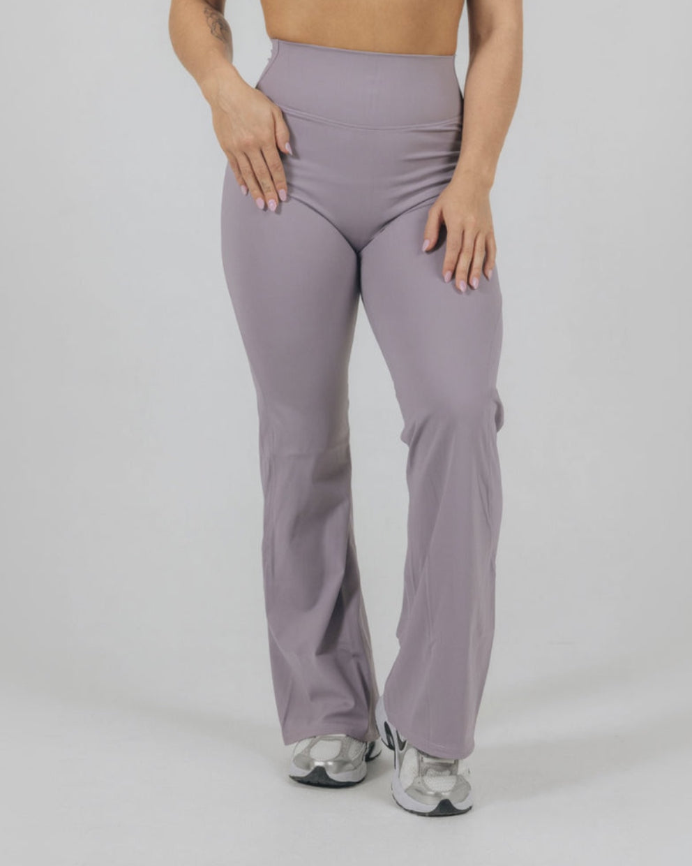 Legacy Flare Legging